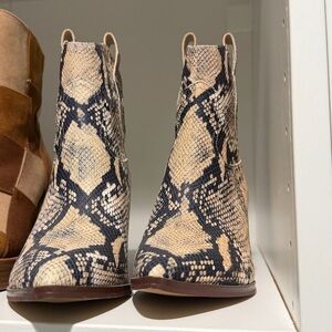 Gibson Latimer Snake Print Booties